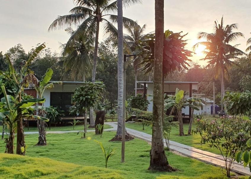 Koh Kood Chalet Ban Hin Dam Kültér fotó